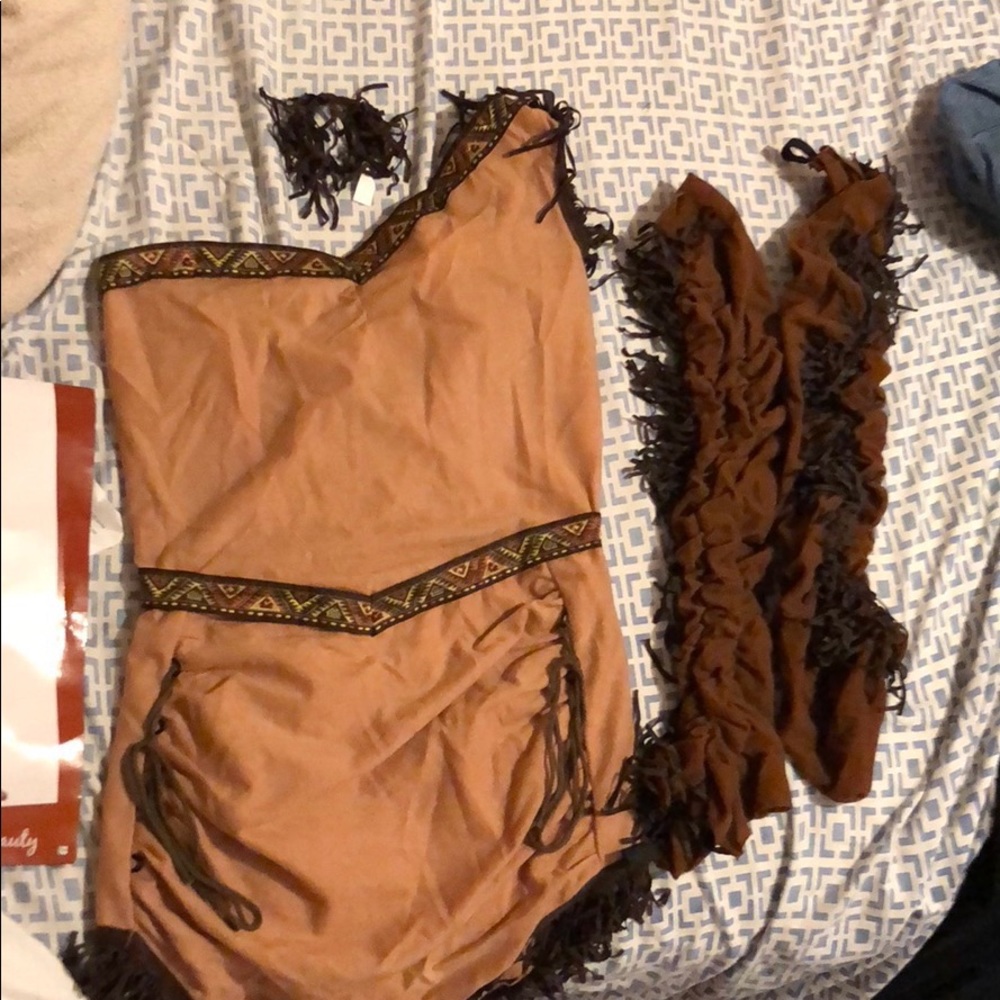 Costume
